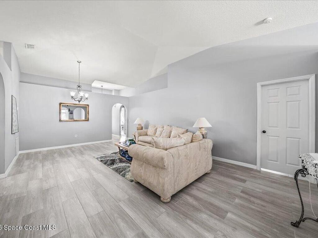 3262 Chica Circle, Melbourne, FL 32904