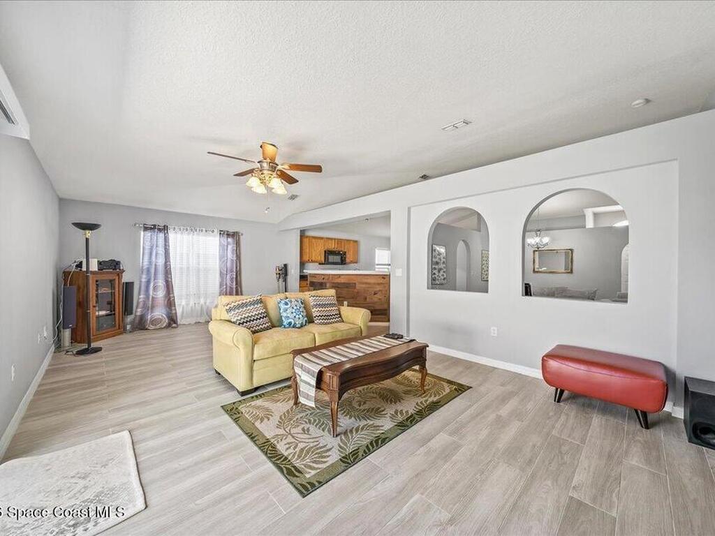 3262 Chica Circle, Melbourne, FL 32904