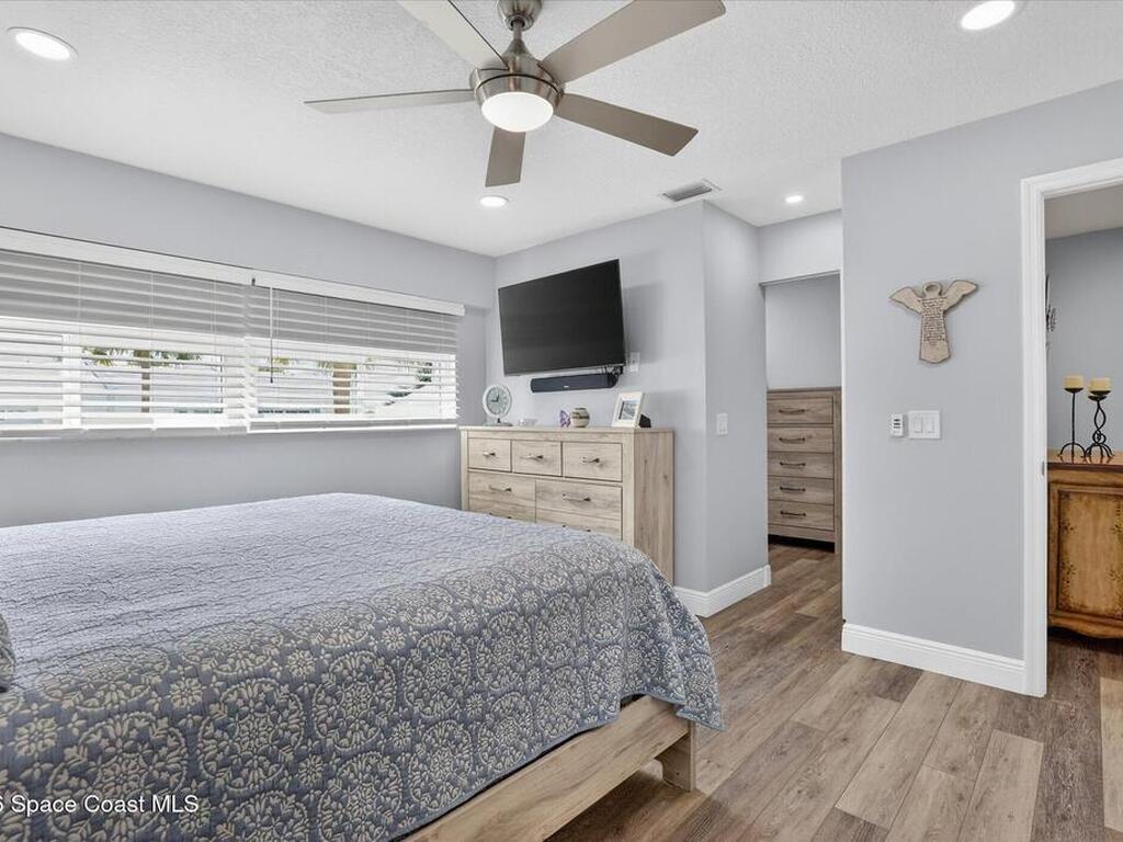 800 Poinsetta Drive, Indian Harbour Beach, FL 32937