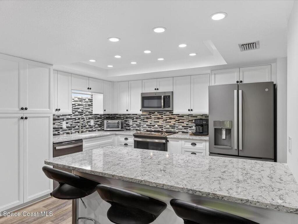 800 Poinsetta Drive, Indian Harbour Beach, FL 32937