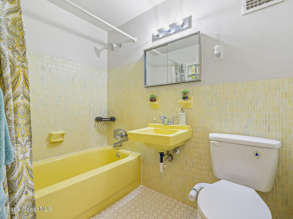 55 Sea Park Boulevard, Satellite Beach, FL 32937