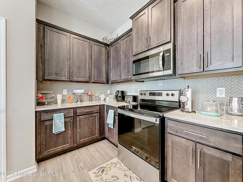 65744 Edgewater Drive, Yulee, FL 32097