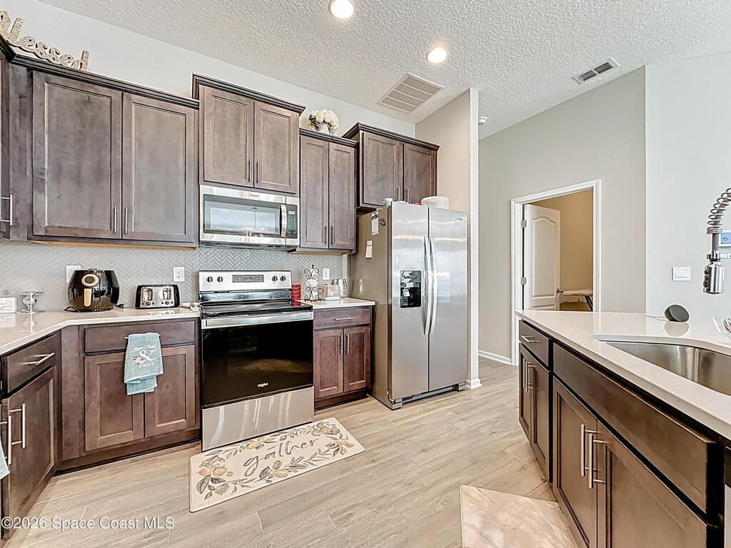 65744 Edgewater Drive, Yulee, FL 32097