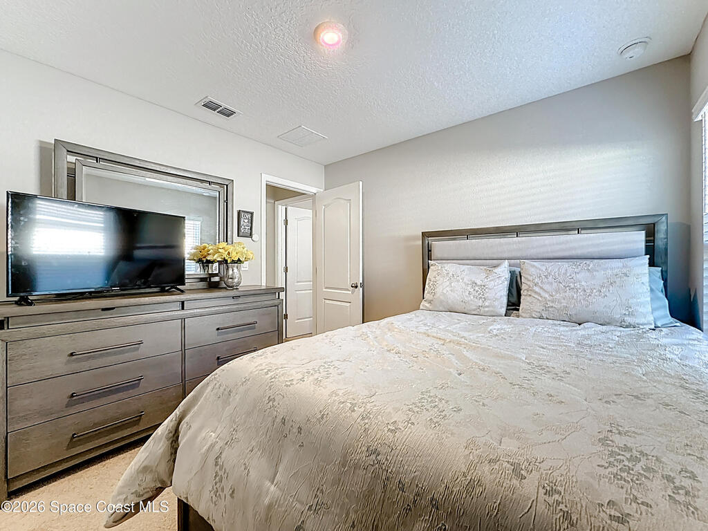 65744 Edgewater Drive, Yulee, FL 32097