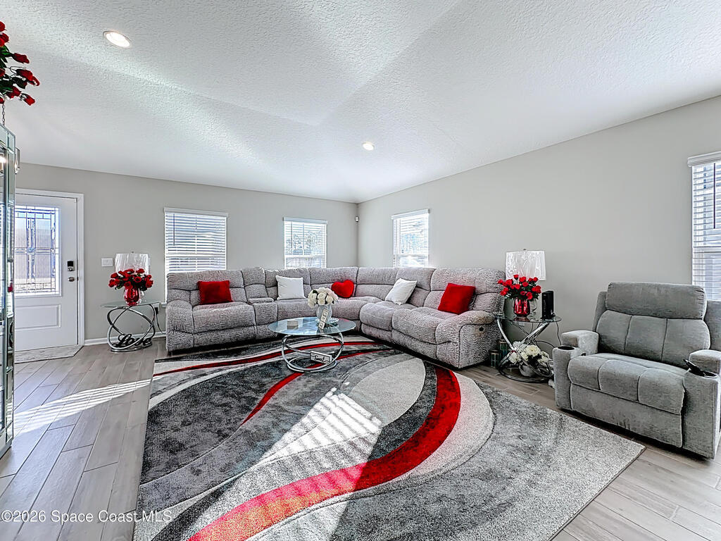 65744 Edgewater Drive, Yulee, FL 32097