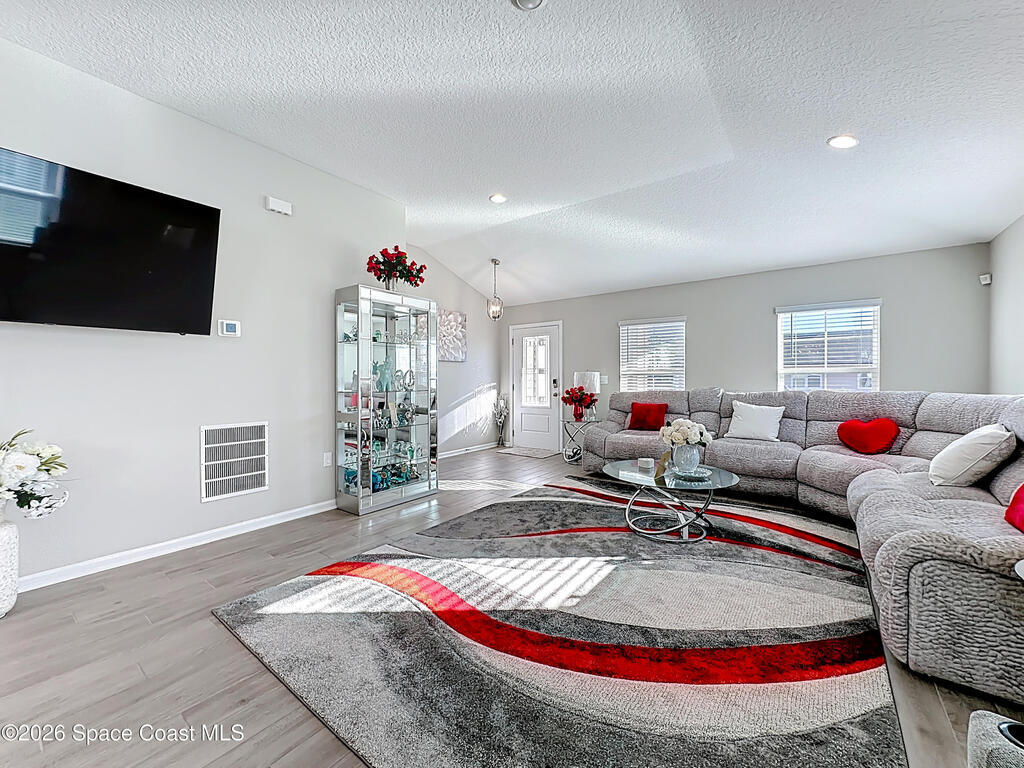 65744 Edgewater Drive, Yulee, FL 32097