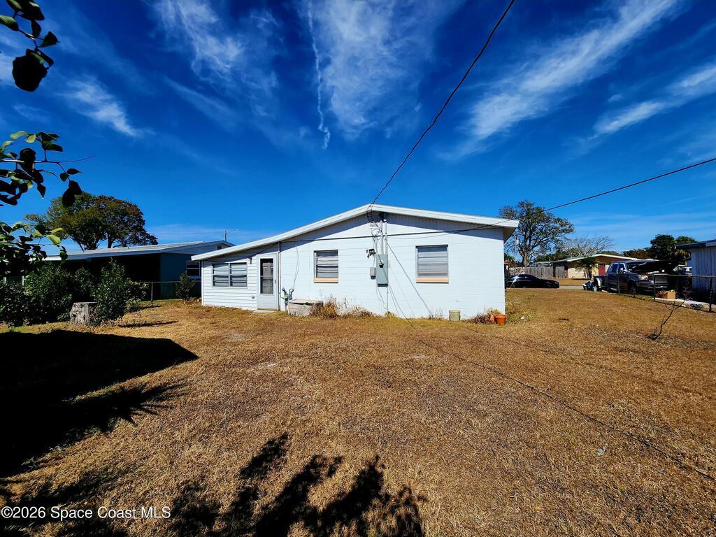 2455 Pepper Avenue, Melbourne, FL 32935