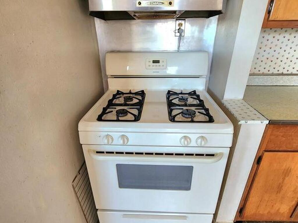 2455 Pepper Avenue, Melbourne, FL 32935