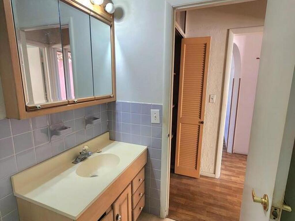 2455 Pepper Avenue, Melbourne, FL 32935