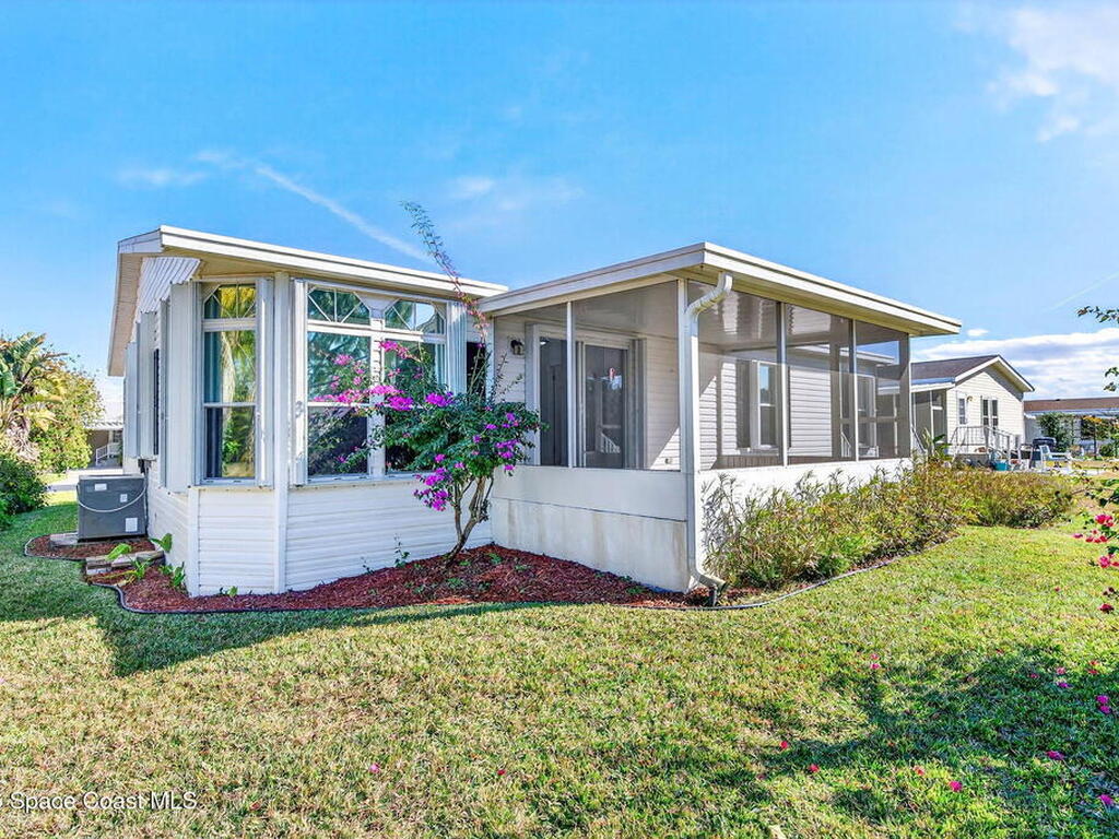 425 Outer Drive, Cocoa, FL 32926