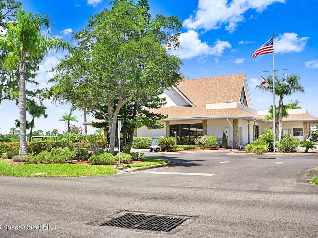 425 Outer Drive, Cocoa, FL 32926