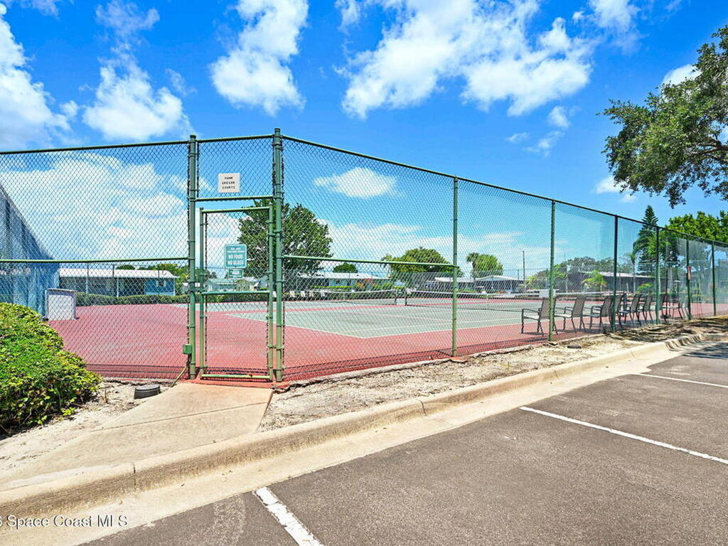 425 Outer Drive, Cocoa, FL 32926