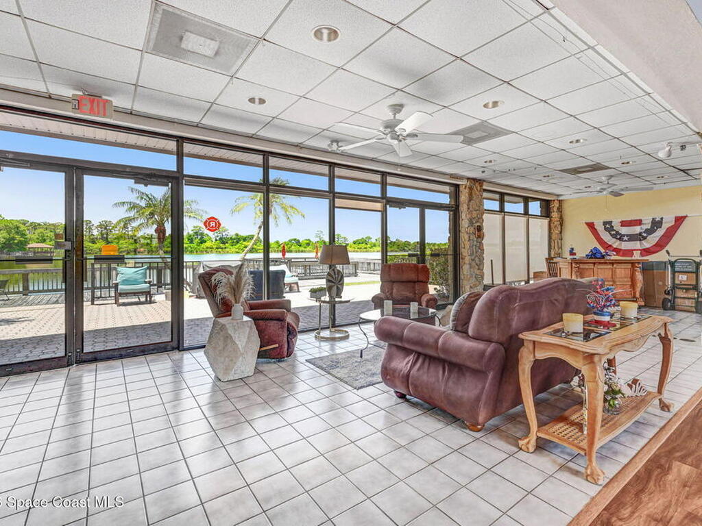 425 Outer Drive, Cocoa, FL 32926