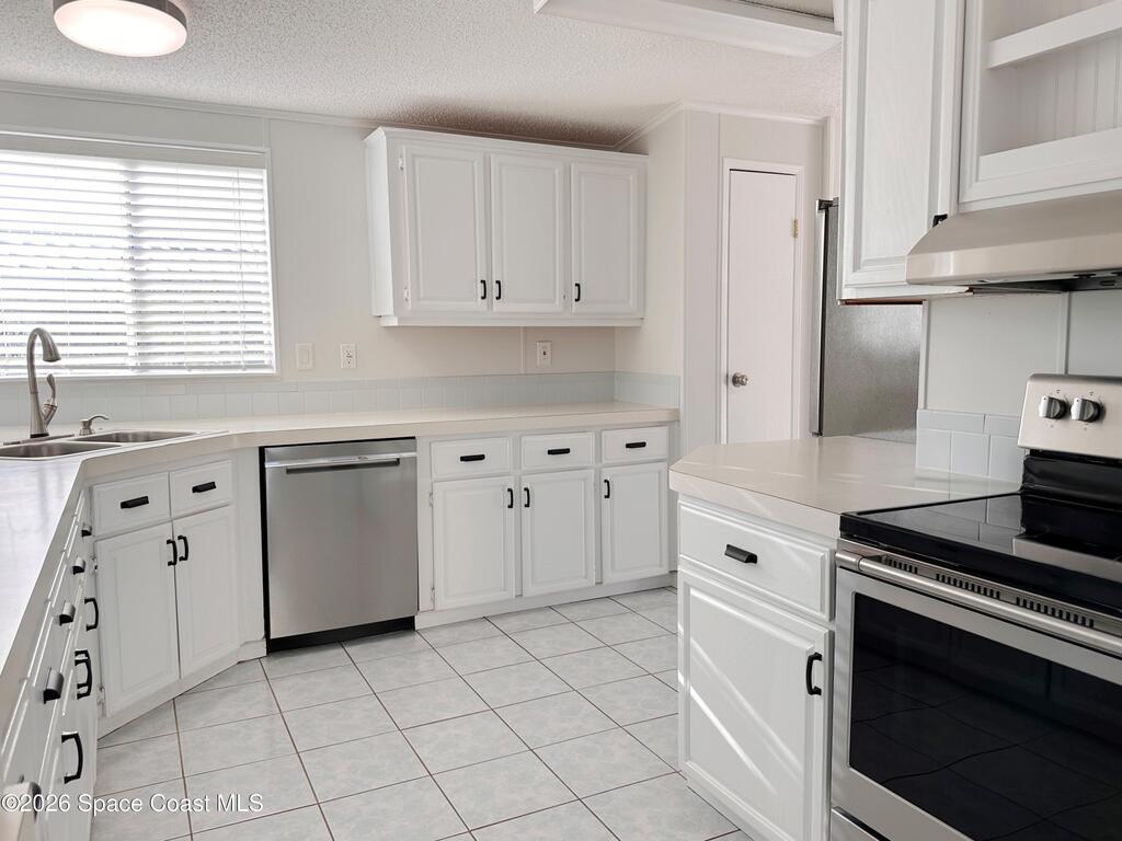 606 Dolphin Circle, Barefoot Bay, FL 32976