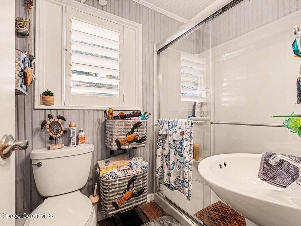 302 Riverside Drive, Holly Hill, FL 32117