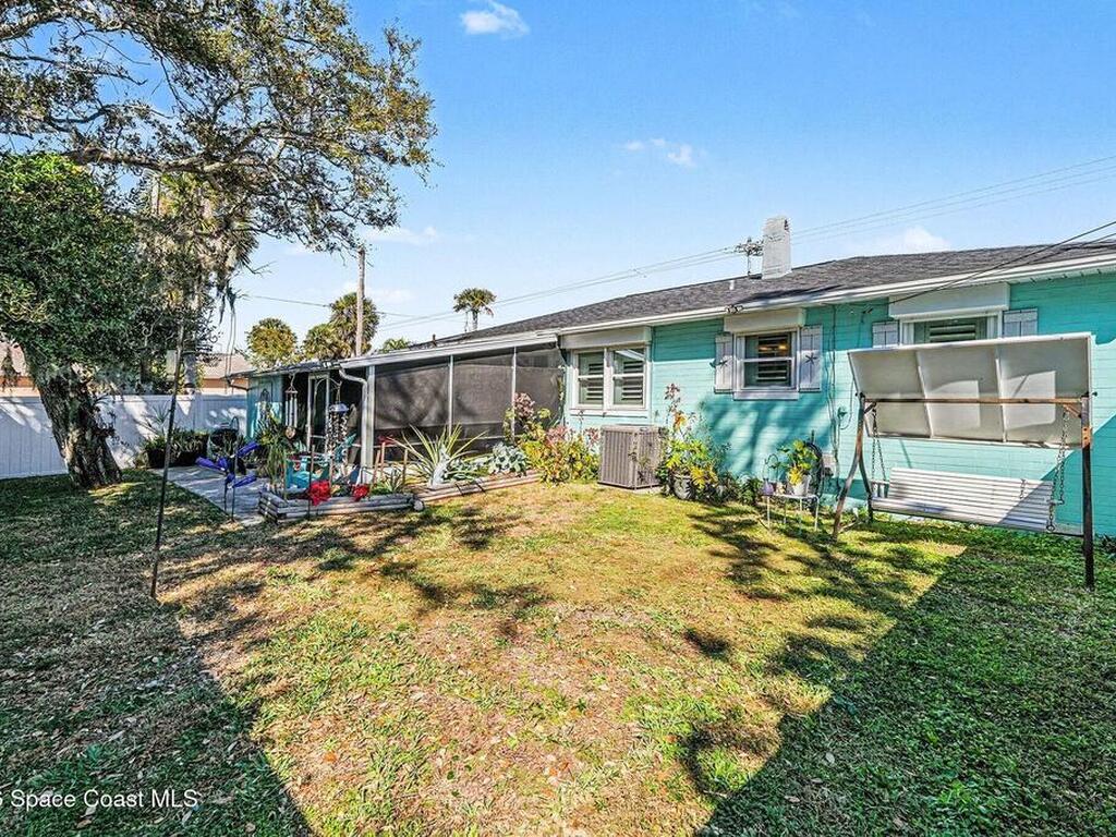 302 Riverside Drive, Holly Hill, FL 32117