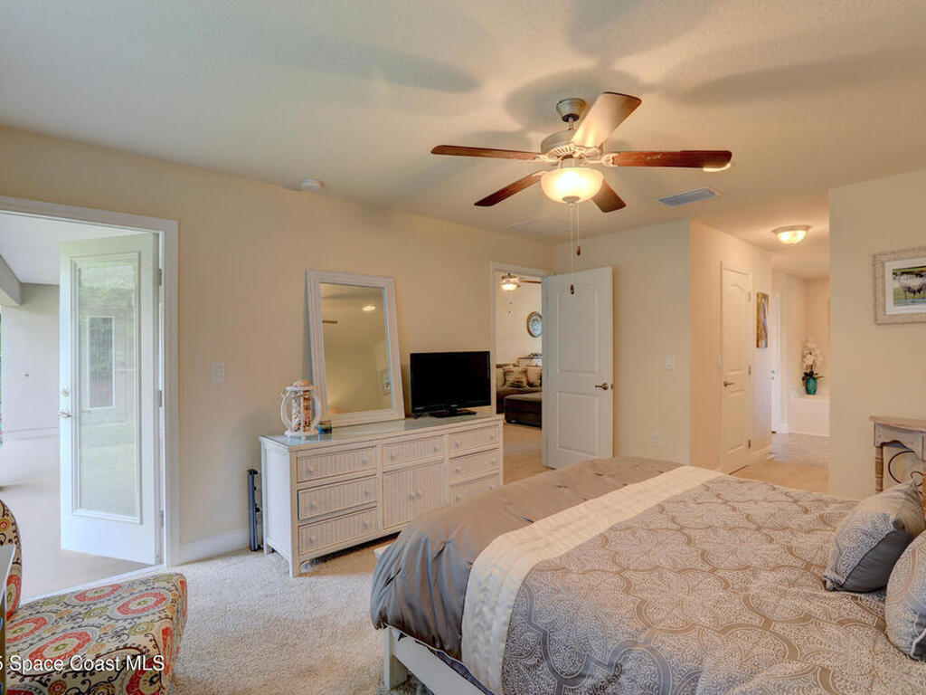 443 Lanfair Avenue, Sebastian, FL 32958