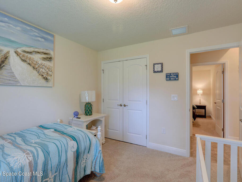 443 Lanfair Avenue, Sebastian, FL 32958