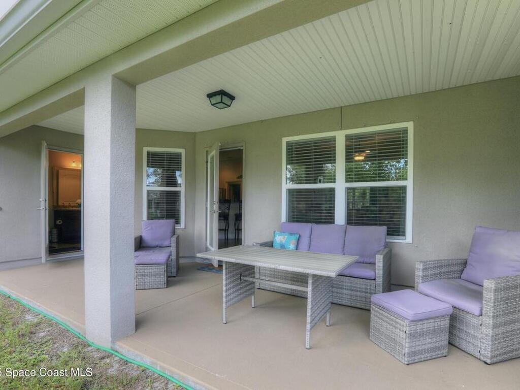 443 Lanfair Avenue, Sebastian, FL 32958