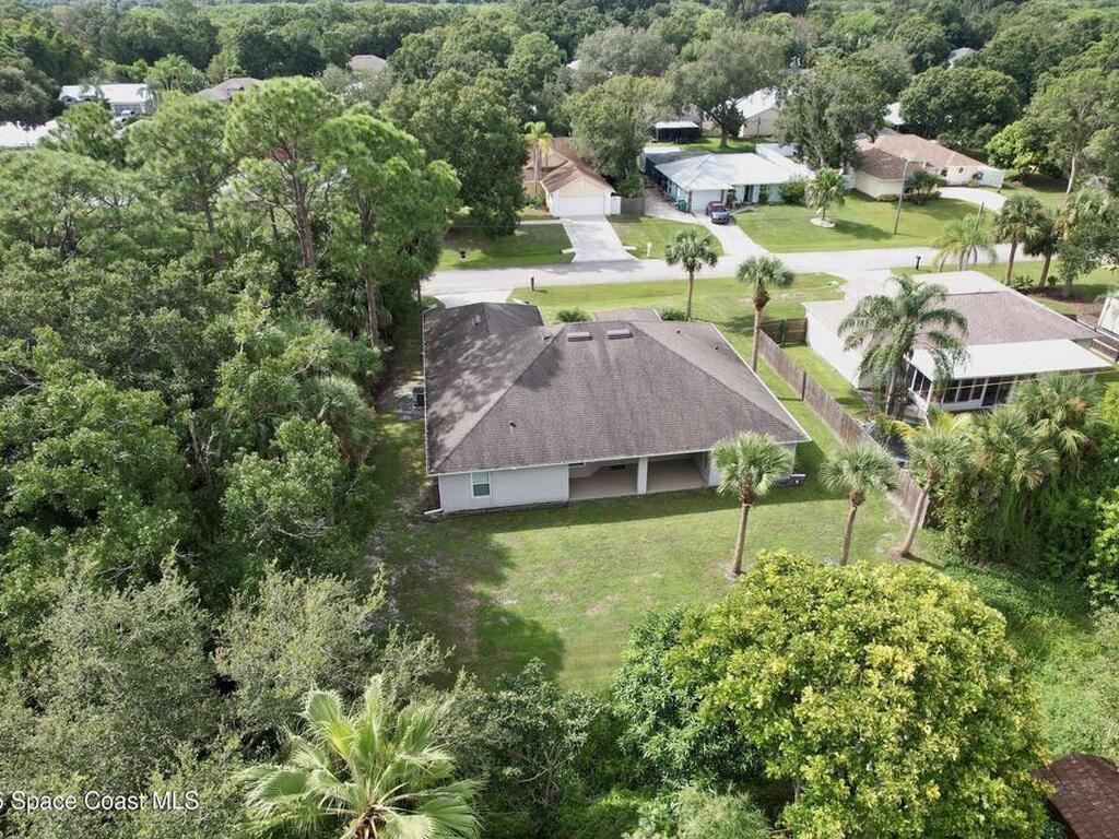 443 Lanfair Avenue, Sebastian, FL 32958