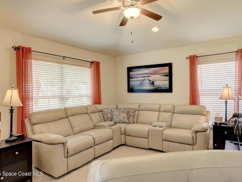 443 Lanfair Avenue, Sebastian, FL 32958