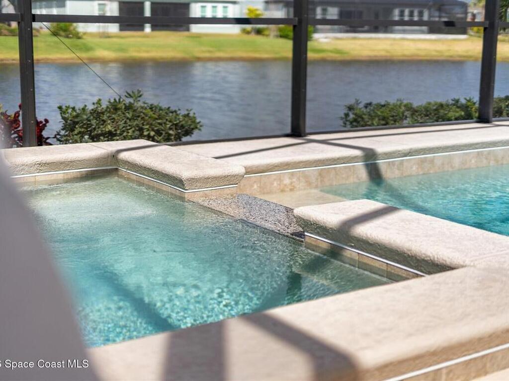 2518 Pangea Circle, Melbourne, FL 32940