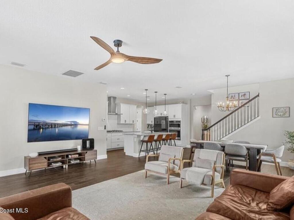 2518 Pangea Circle, Melbourne, FL 32940