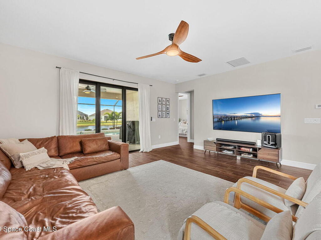 2518 Pangea Circle, Melbourne, FL 32940