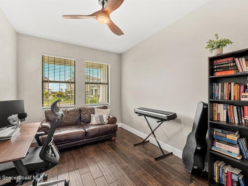 2518 Pangea Circle, Melbourne, FL 32940