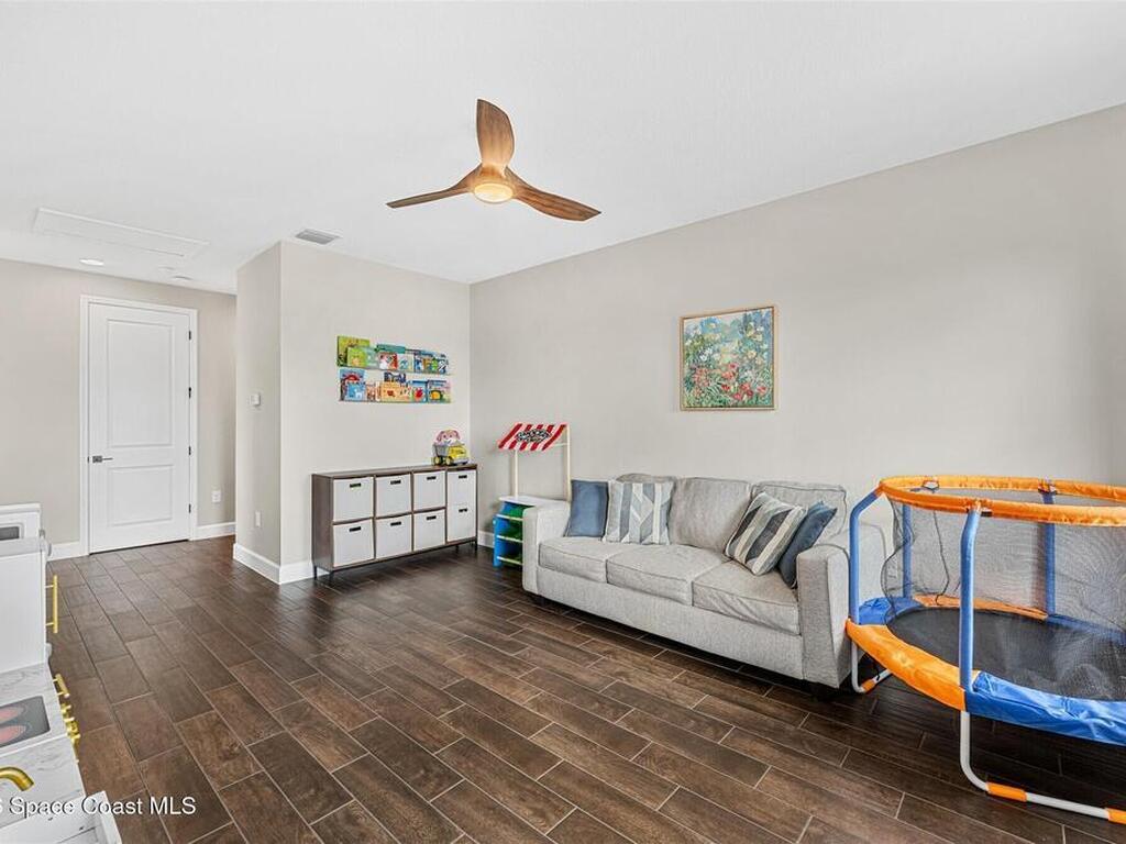 2518 Pangea Circle, Melbourne, FL 32940