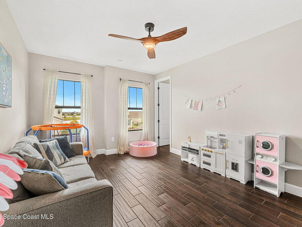 2518 Pangea Circle, Melbourne, FL 32940