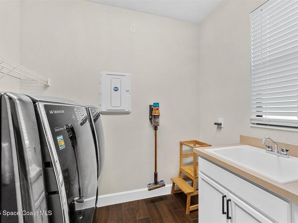 2518 Pangea Circle, Melbourne, FL 32940