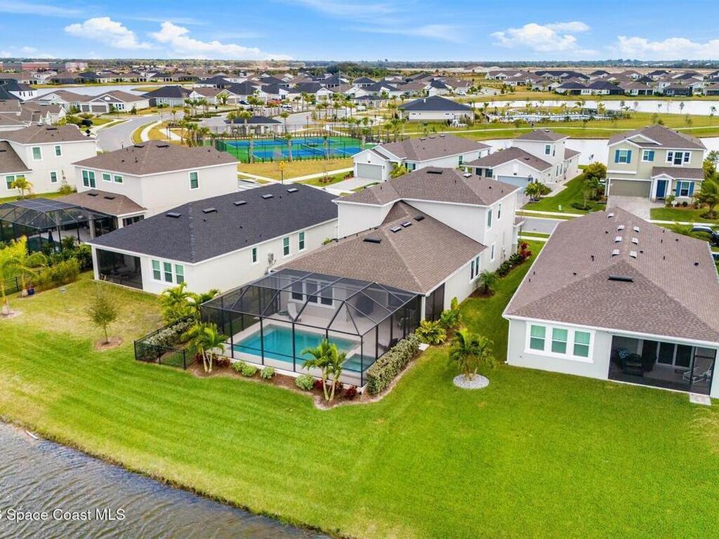 2518 Pangea Circle, Melbourne, FL 32940