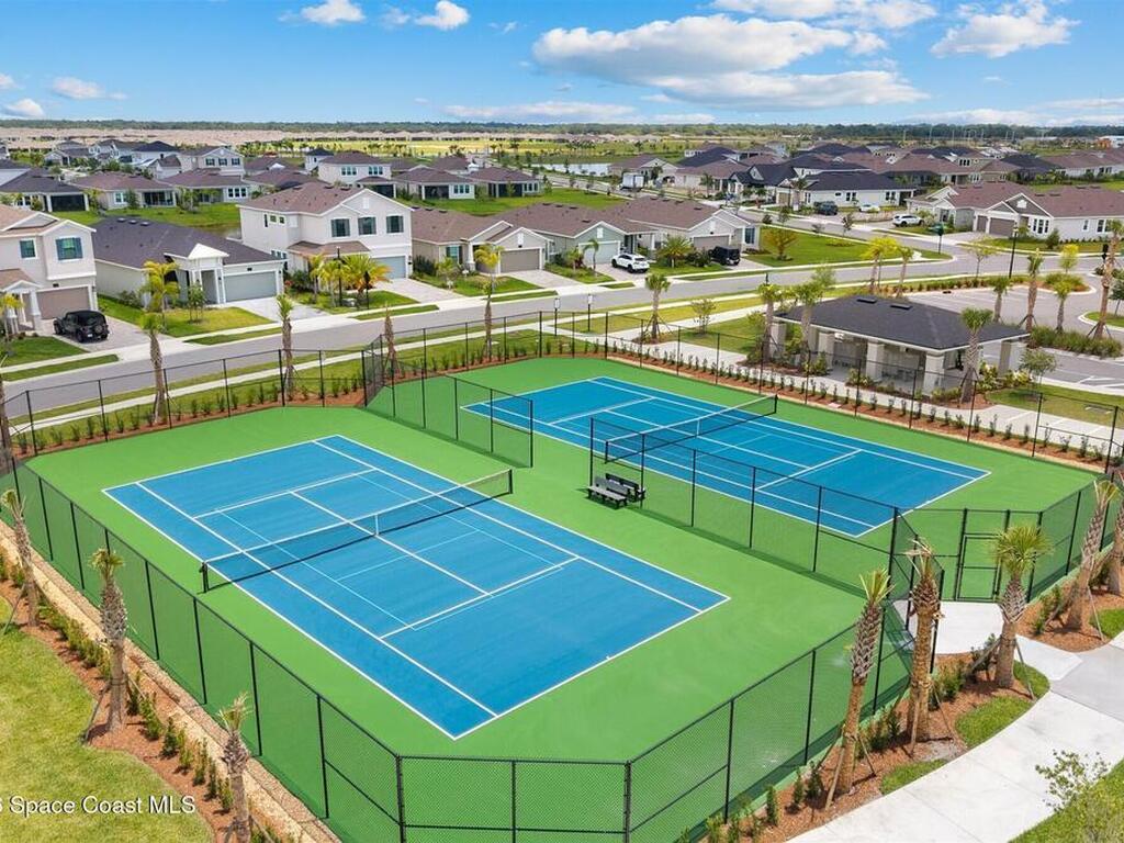 2518 Pangea Circle, Melbourne, FL 32940