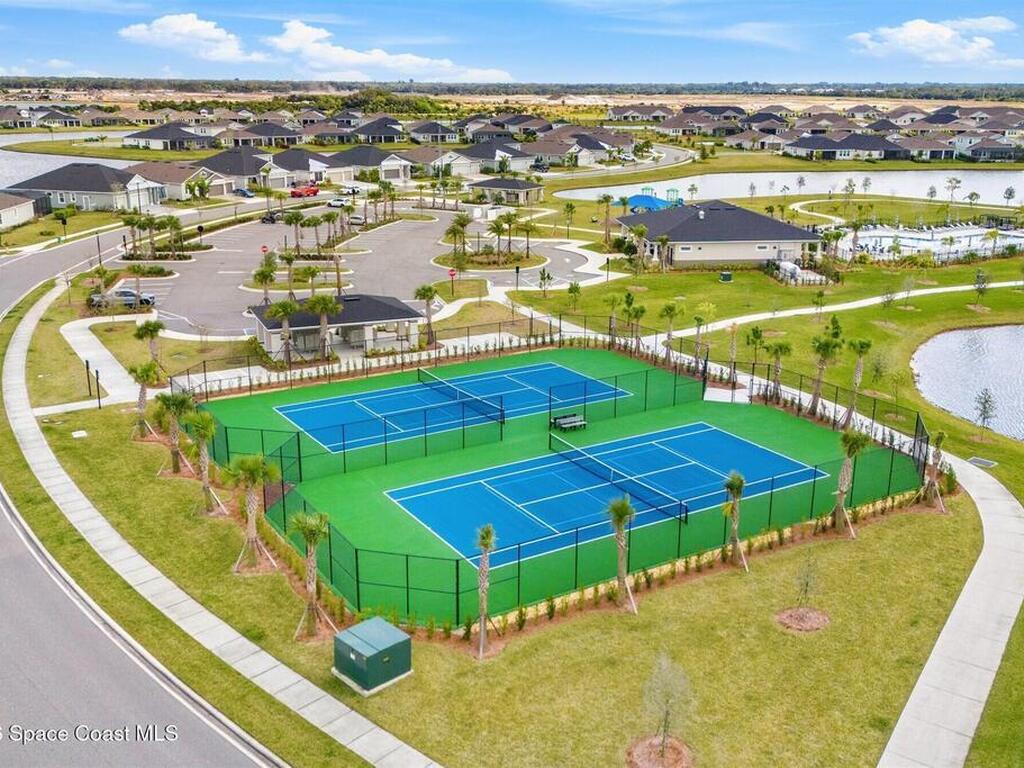 2518 Pangea Circle, Melbourne, FL 32940