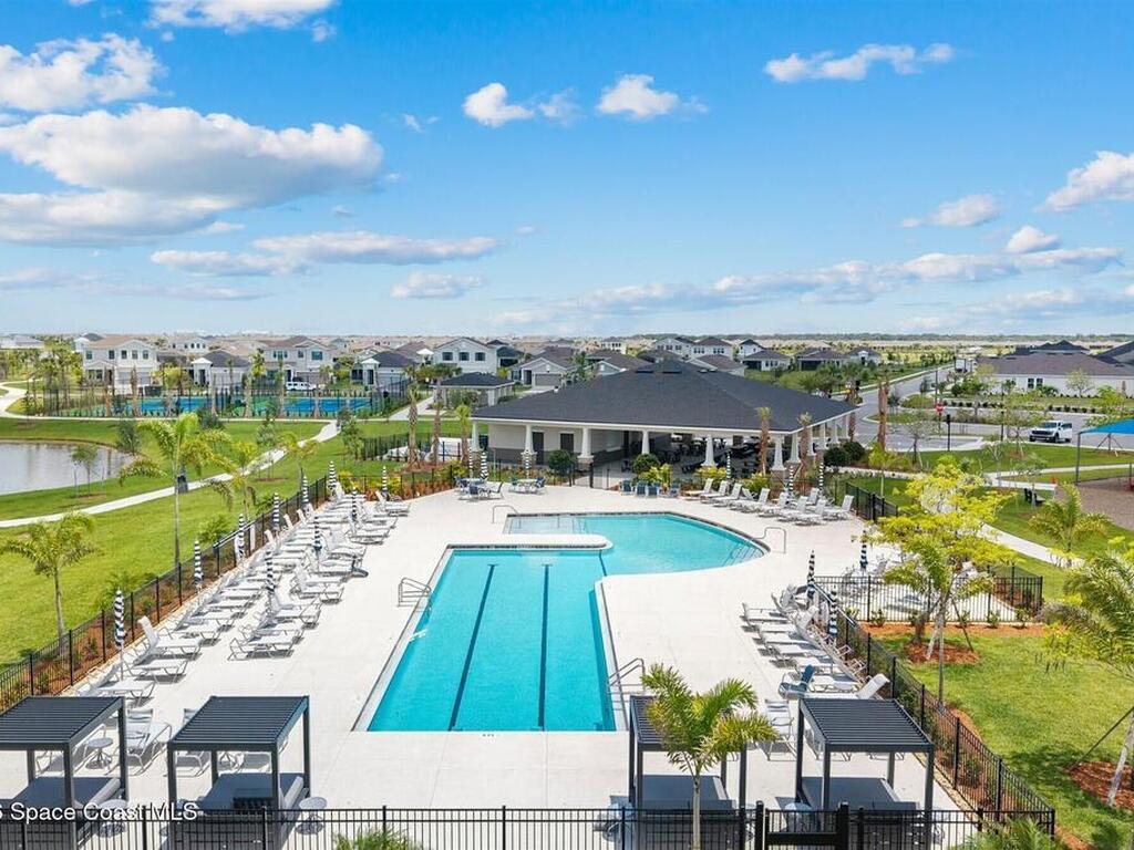 2518 Pangea Circle, Melbourne, FL 32940