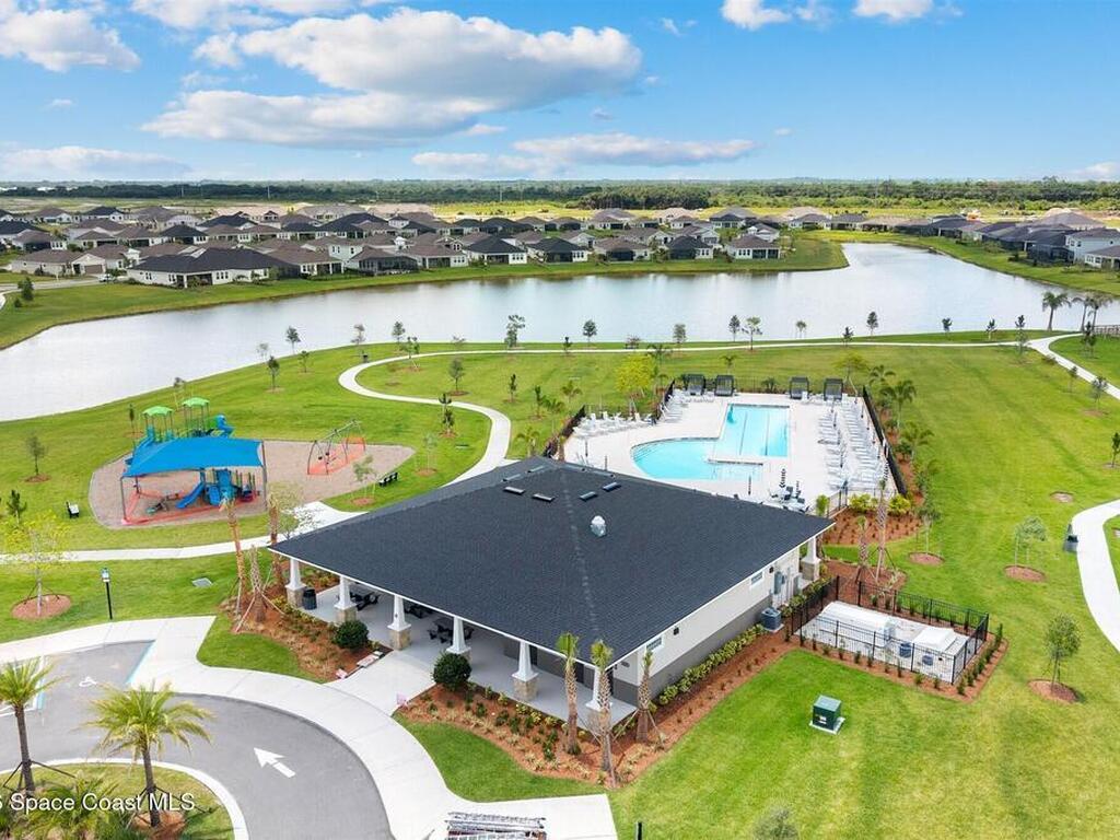 2518 Pangea Circle, Melbourne, FL 32940