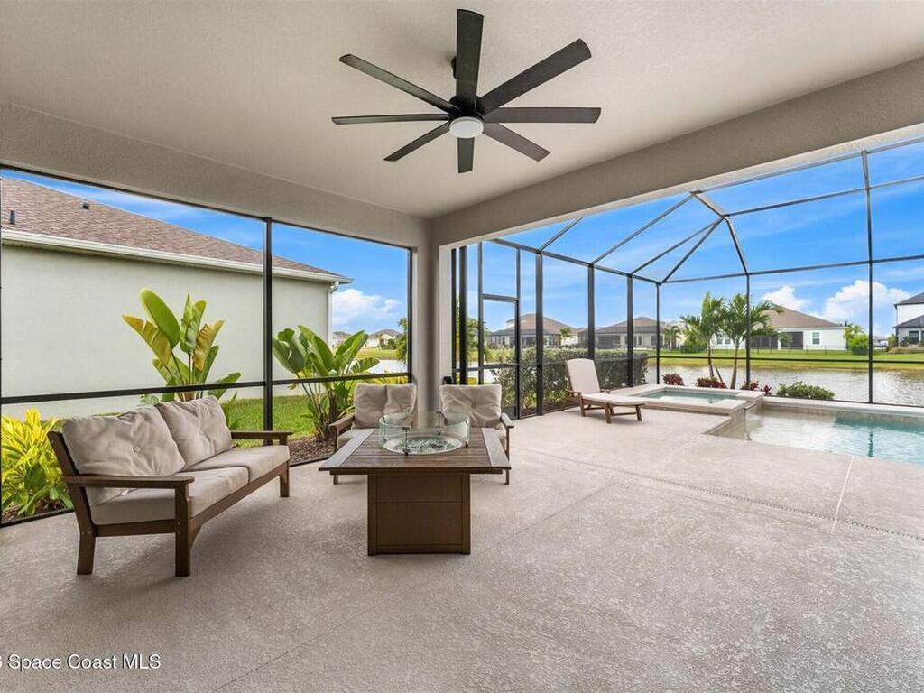 2518 Pangea Circle, Melbourne, FL 32940