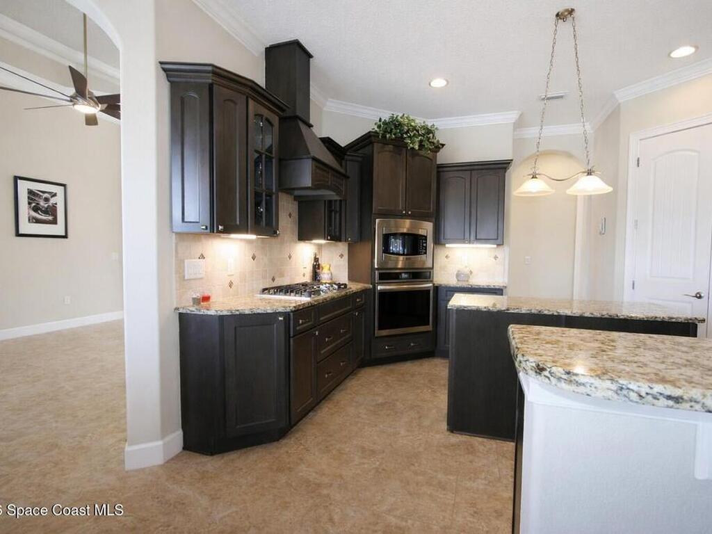 3090 Levanto Drive, Melbourne, FL 32940