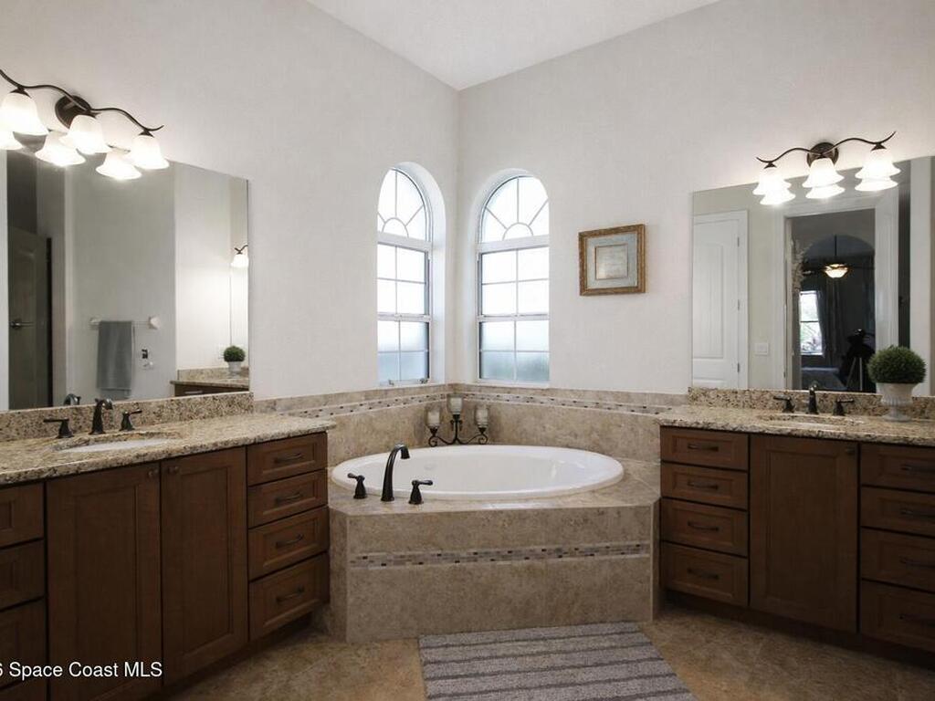 3090 Levanto Drive, Melbourne, FL 32940