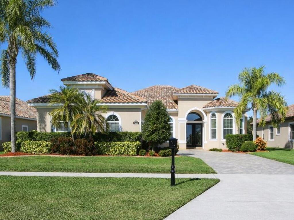 3090 Levanto Drive, Melbourne, FL 32940