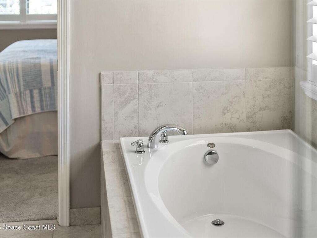 2622 Chapel Bridge Lane, Melbourne, FL 32940