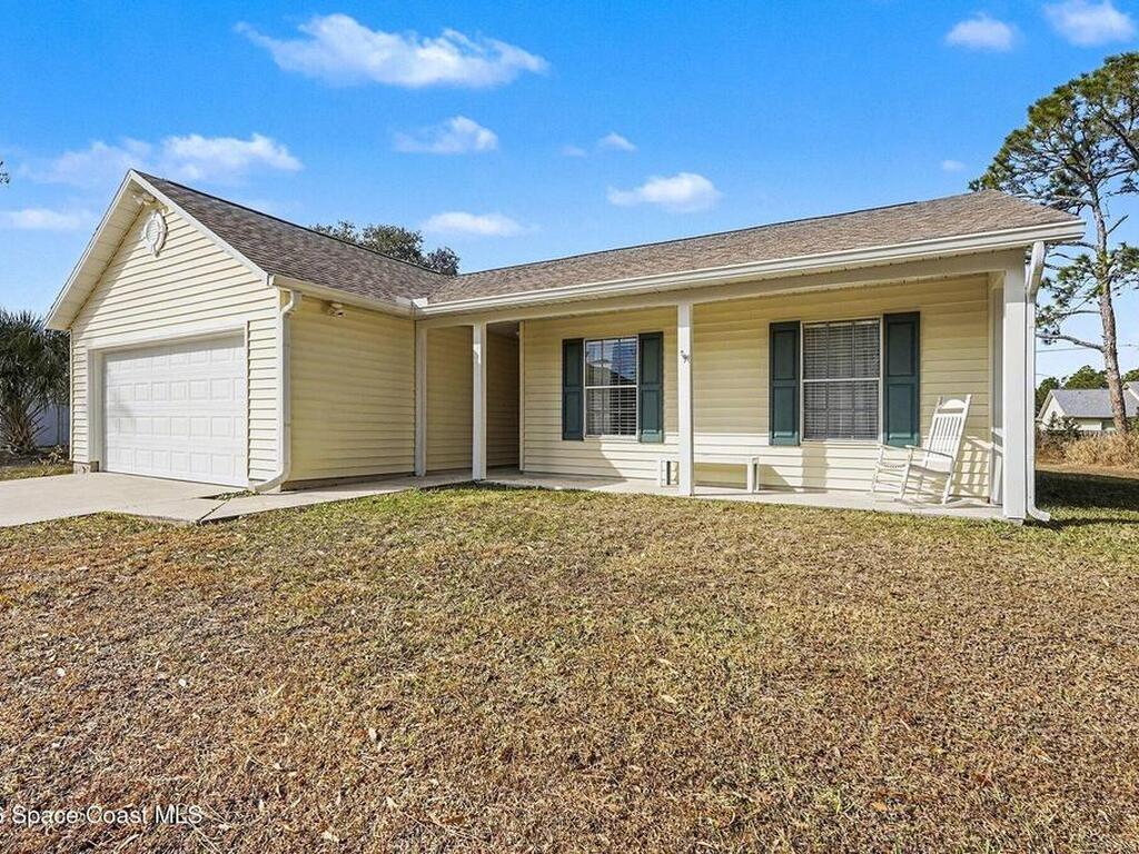 1592 Jasper Avenue, Palm Bay, FL 32907