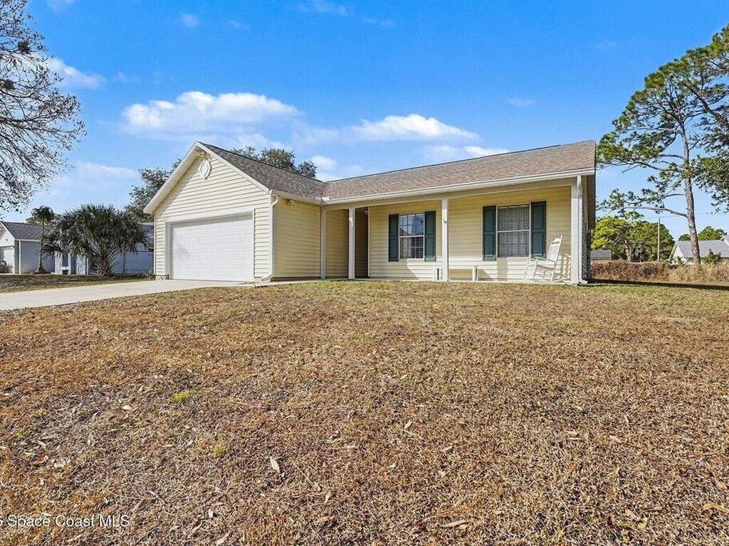 1592 Jasper Avenue, Palm Bay, FL 32907