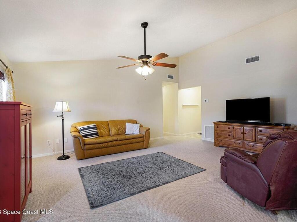 1592 Jasper Avenue, Palm Bay, FL 32907