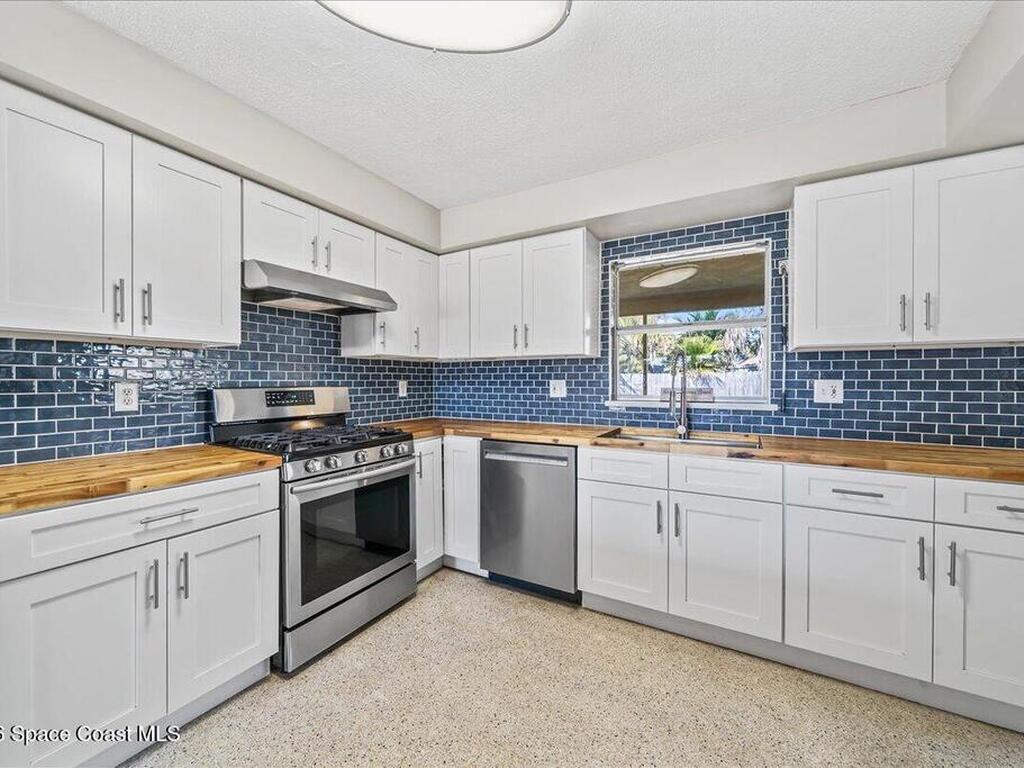 952 Golden Beach Boulevard, Satellite Beach, FL 32937