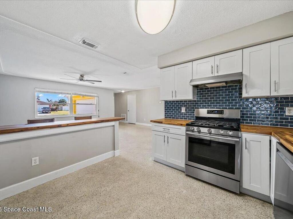 952 Golden Beach Boulevard, Satellite Beach, FL 32937