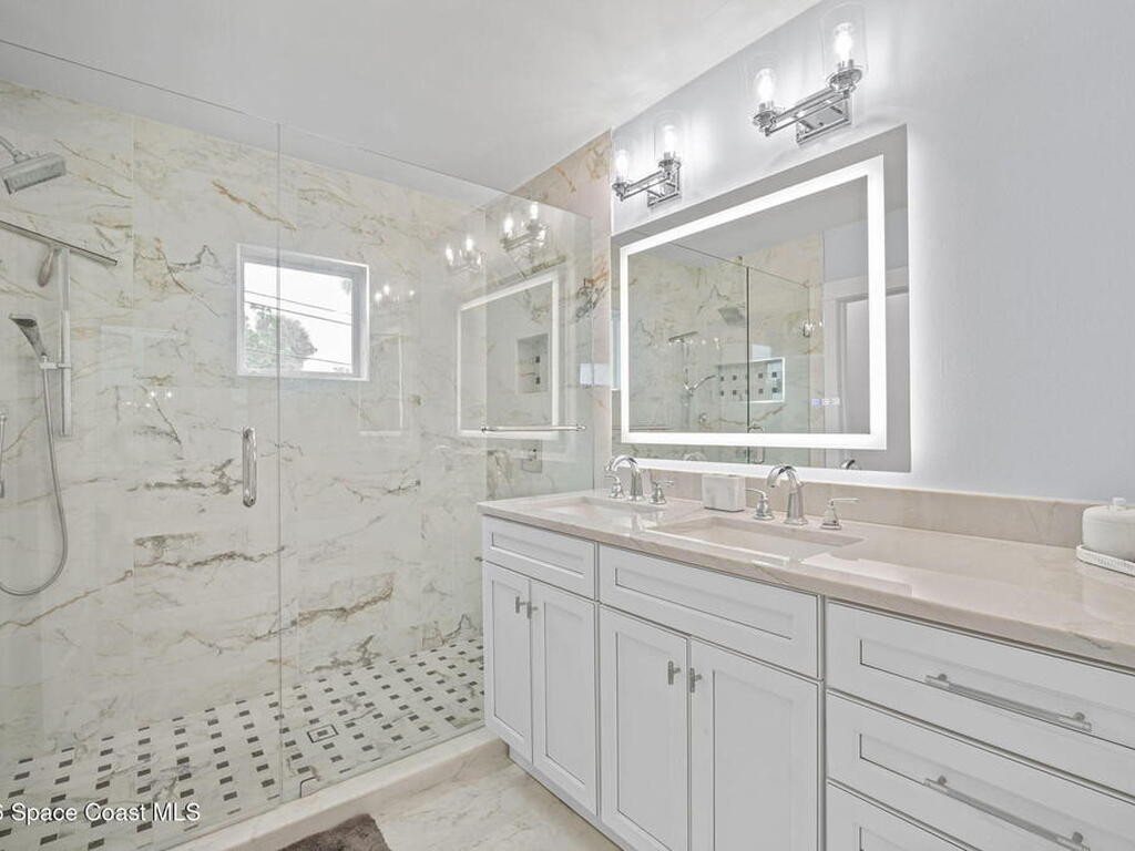 803 N Indian River Drive, Cocoa, FL 32922