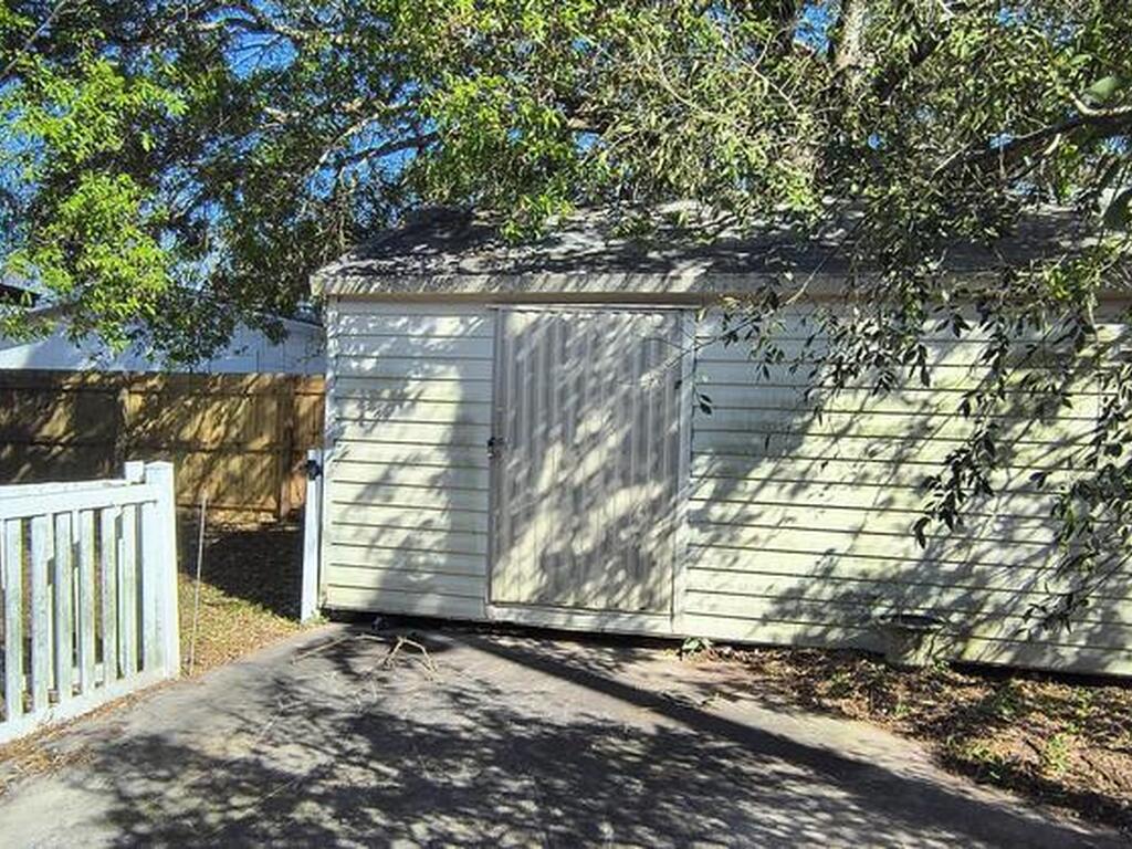 2441 Lorna Drive, Melbourne, FL 32935