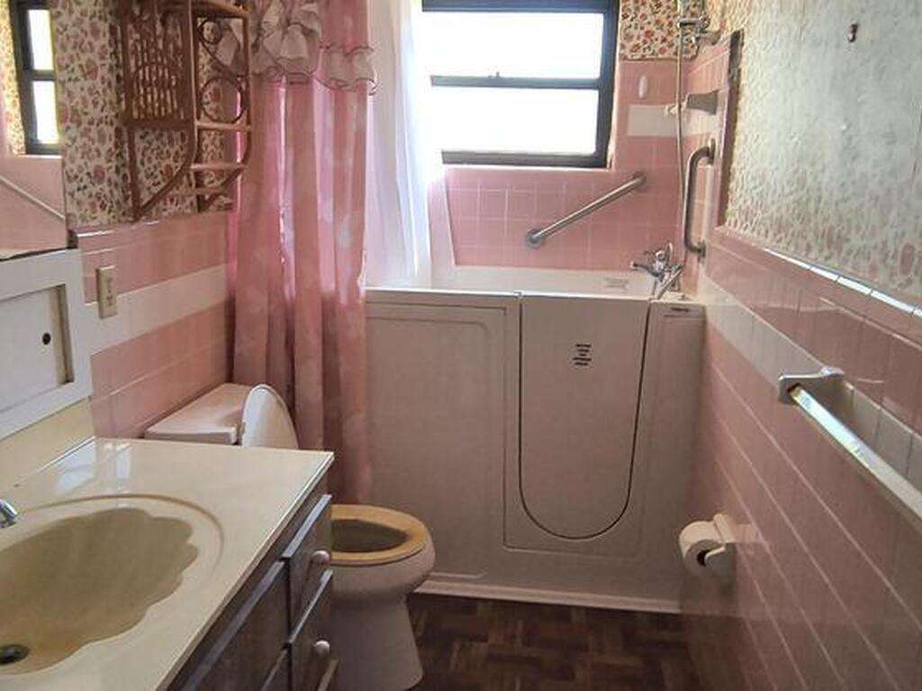 2441 Lorna Drive, Melbourne, FL 32935